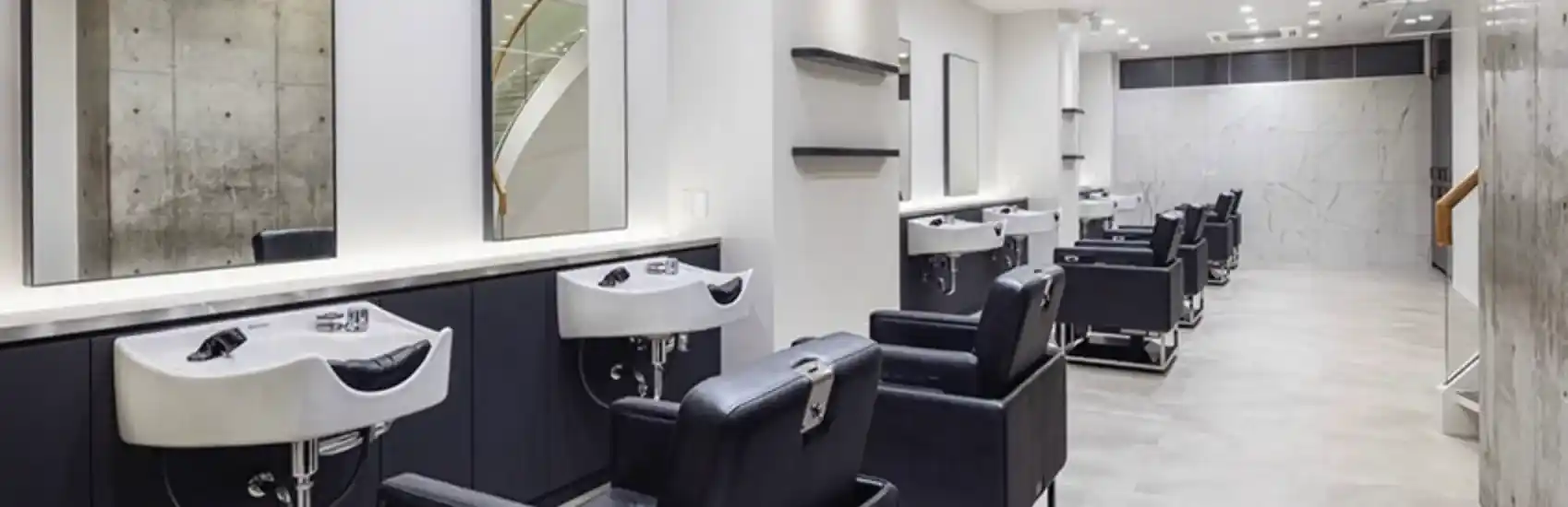 KINOSHITA GAIEN EAST STREET 246支店